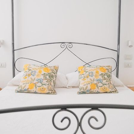 ヴィエステ Casa Giulia Bed & Breakfast エクステリア 写真