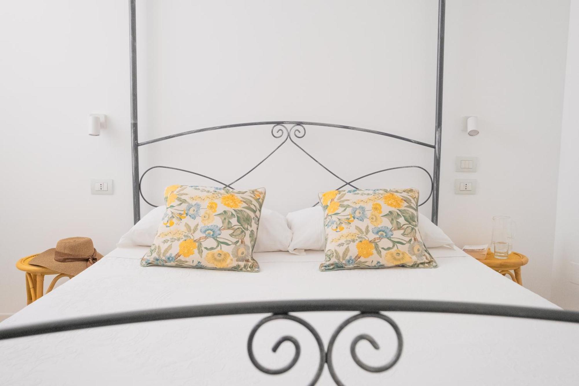ヴィエステ Casa Giulia Bed & Breakfast エクステリア 写真