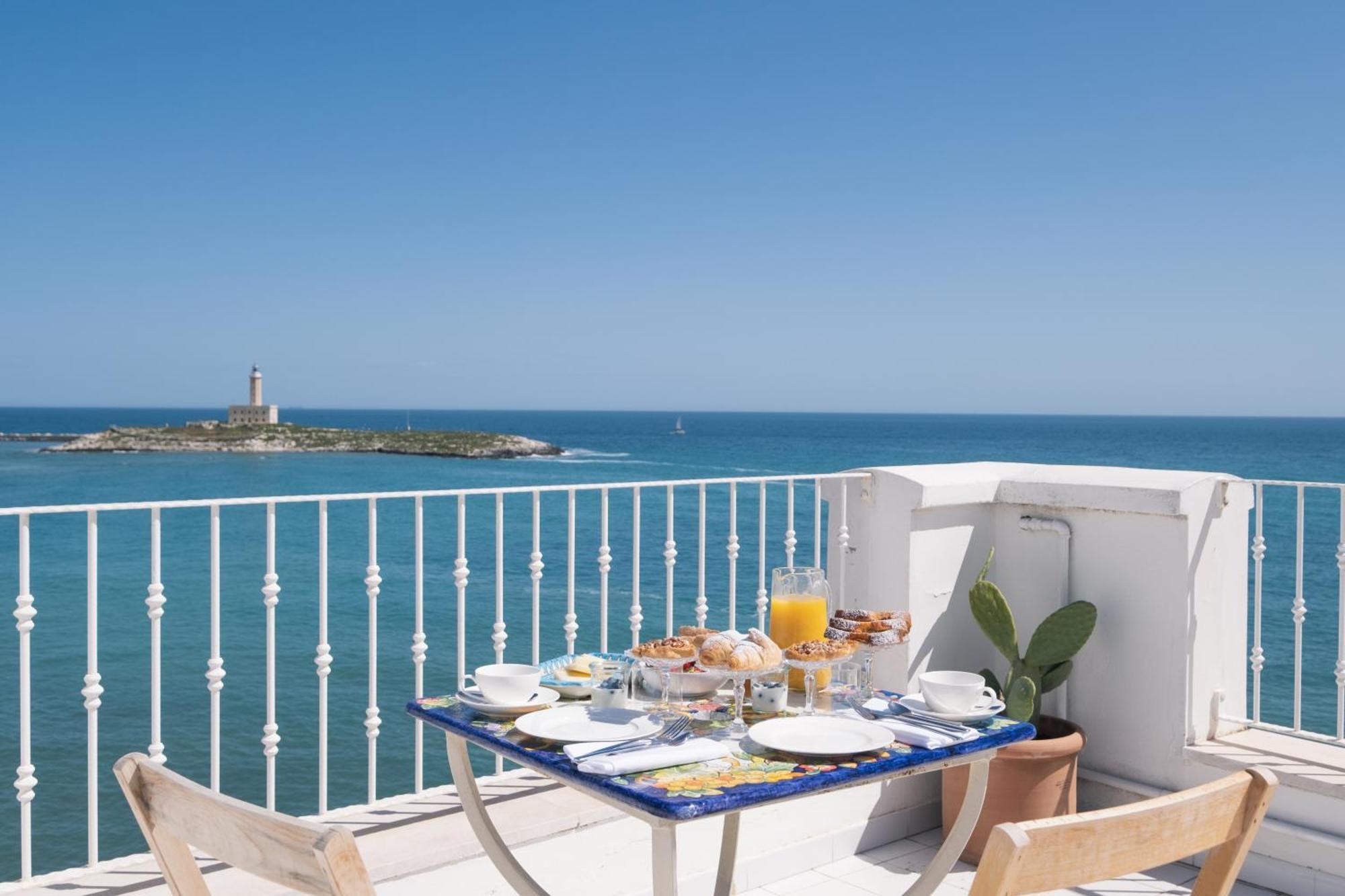 ヴィエステ Casa Giulia Bed & Breakfast エクステリア 写真